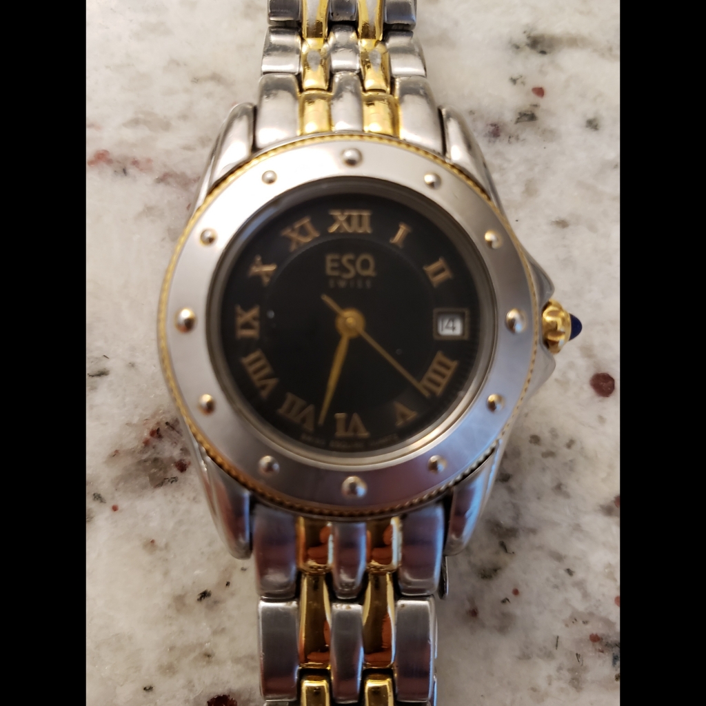 Esq Watch